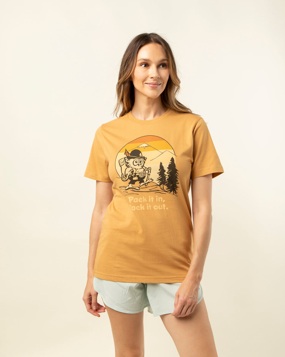 Pack It In, Pack It Out Unisex Short Sleeve Tee